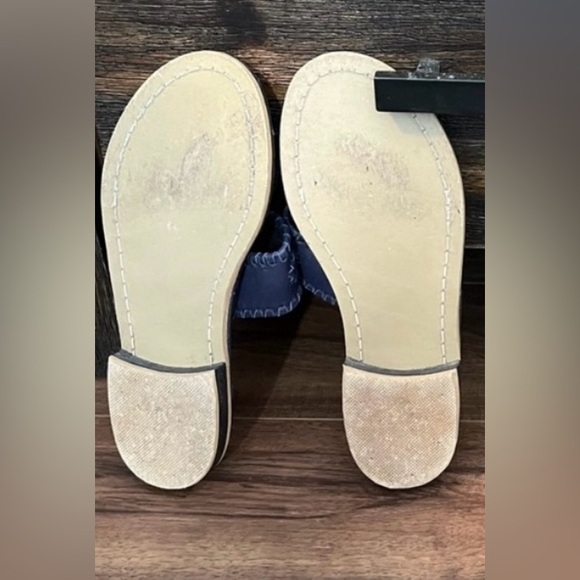 Sandals - Picture 2 of 2